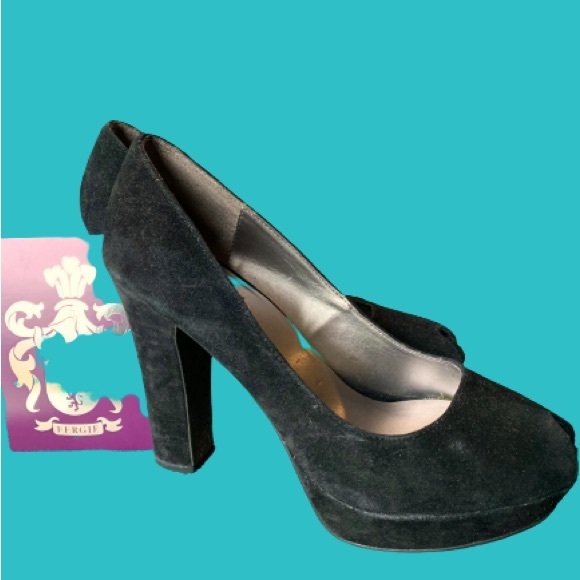 Fergie Black Suede Pumps. Size 9 - Picture 3 of 8